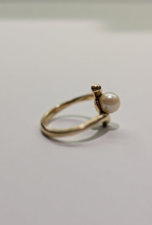 15ct Yellow Gold Pearl Ring – Size L, 3.87g | Vintage Elegance