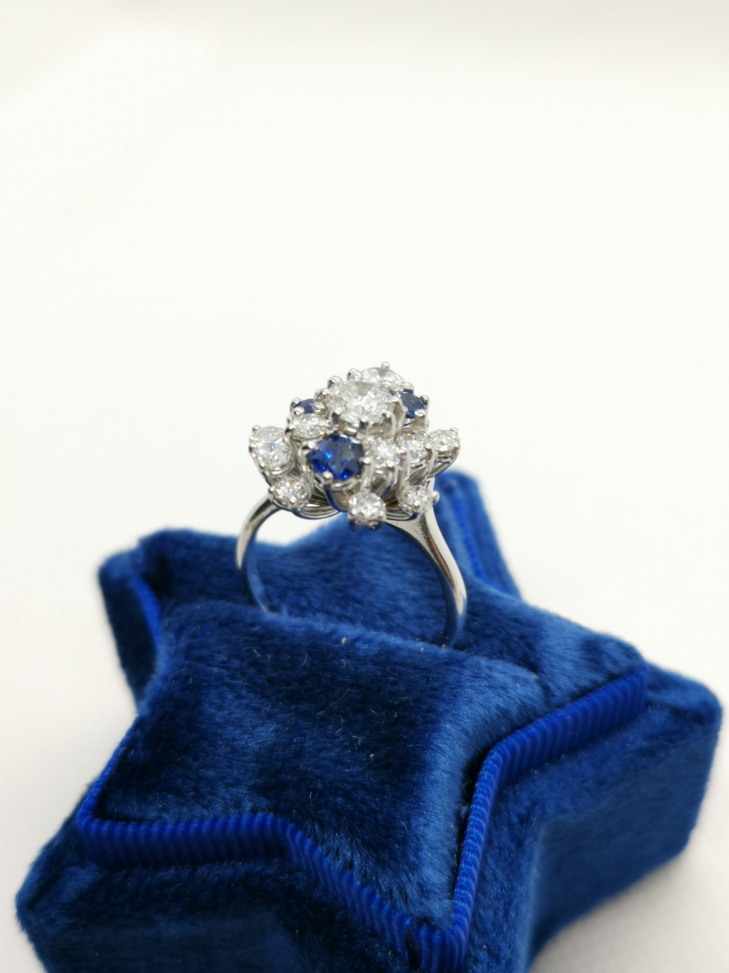 High-Quality 18k White Gold Diamond & Sapphire Ring – Size L, 4.70g