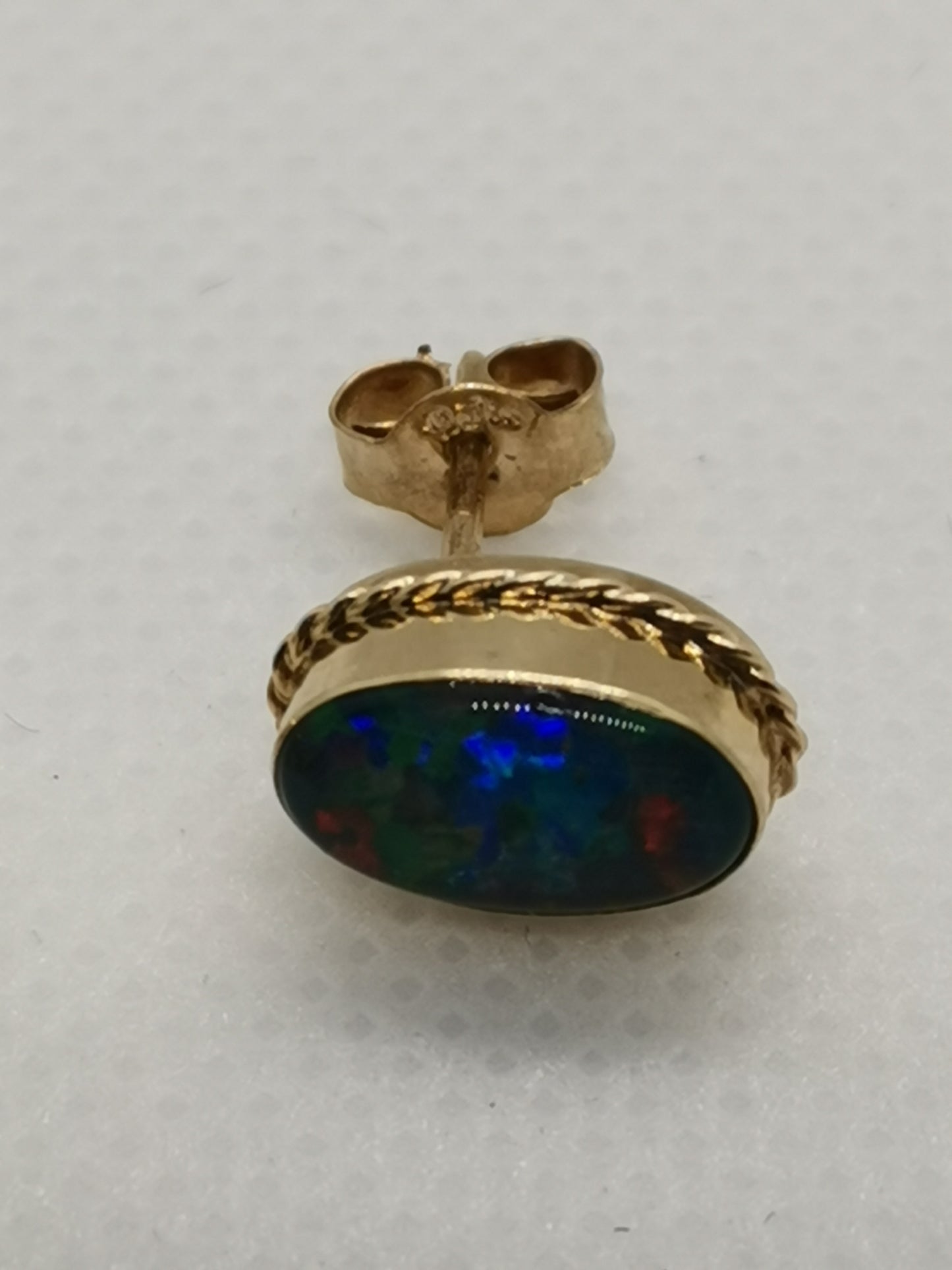 Stunning 9ct Solid Gold Australian Opal Jewellery Set – Ring, Pendant &amp; Stud Earrings (7.06g, Ring Size R½)