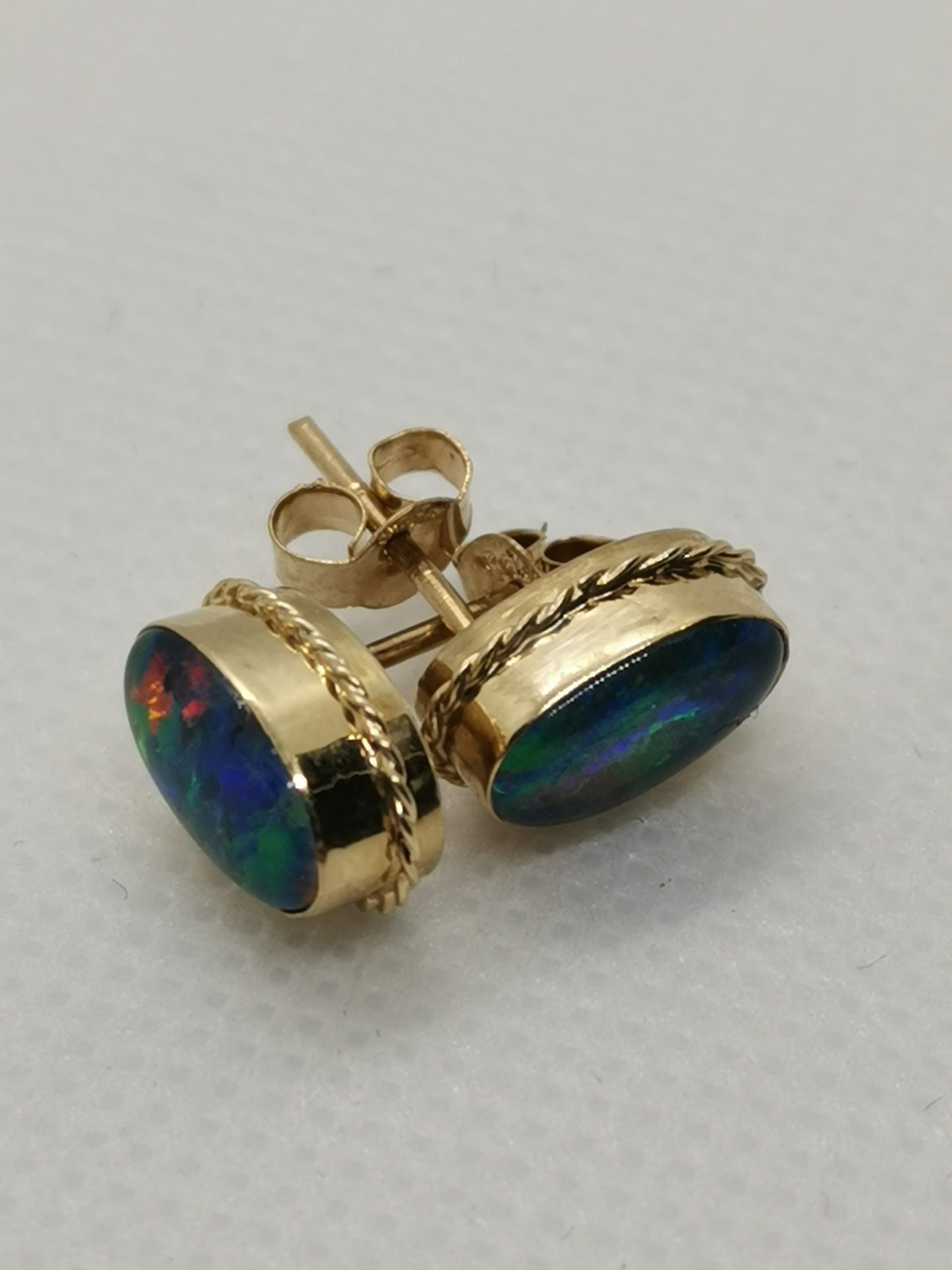 Stunning 9ct Solid Gold Australian Opal Jewellery Set – Ring, Pendant &amp; Stud Earrings (7.06g, Ring Size R½)